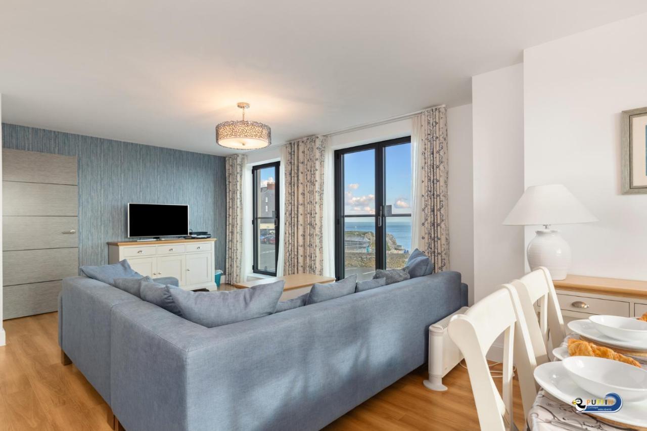 Apartment 8 Waterstone House - Luxury Apartment, Sea Views, Pet Friendly Tenby Exterior photo