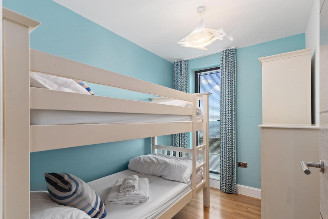 Apartment 8 Waterstone House - Luxury Apartment, Sea Views, Pet Friendly Tenby Exterior photo